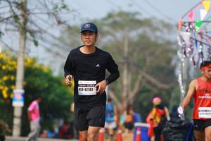 BIB: 42182
                            <button type="button" onclick="openModal(9918171)" class="btn btn-primary btn-sm float-right btn-popup" data-toggle="modal" data-target=".modal-high-quality">
                        <i class="fas fa-shopping-cart"></i> Add to Cart
                    </button>
                                            <button type="button" onclick="isThisMe(9918171, true)" class="btn btn-success btn-sm float-right btn-popup btn-isme hidden" data-toggle="tooltip" data-placement="bottom" title="นี่คือรูปของคุณใช่ไหม คลิกที่นี่เพื่อเอาเข้าอัลบั้ม">
                        <i class="fas fa-plus"></i> Add to album
                    </button>
                    <button type="button" onclick="isThisMe(9918171, false)" class="btn btn-warning btn-sm float-right btn-popup btn-isnotme hidden">
                        <i class="fas fa-ban"></i> Remove from album
                    </button>